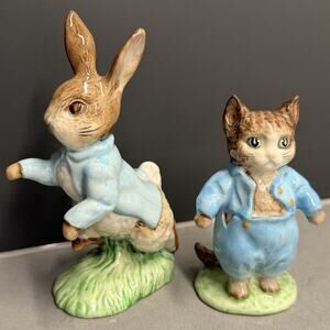 Beatrix Potter's Peter Rabbit & Tom Kitten Figurine England 1948 F. Warne & Co.